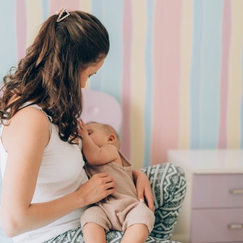 Tüp Bebek Tedavileri Öncesi Rutin Histeroskopi Gerekli Midir ?